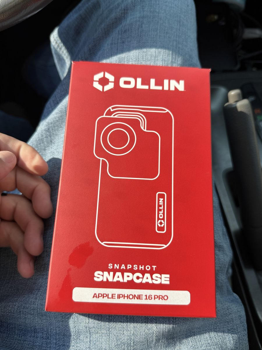 Ollin Snapshot Snapcase for Apple iPhone 16 Pro - Black