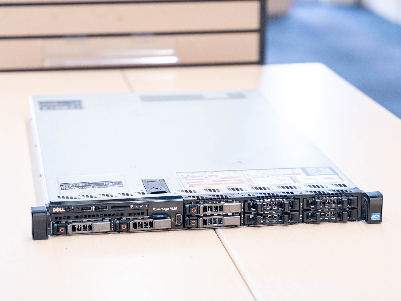 Dell Poweredge R620 Beginner Server | 16 CPU Cores, 128GB RAM, iDRAC Enterprise