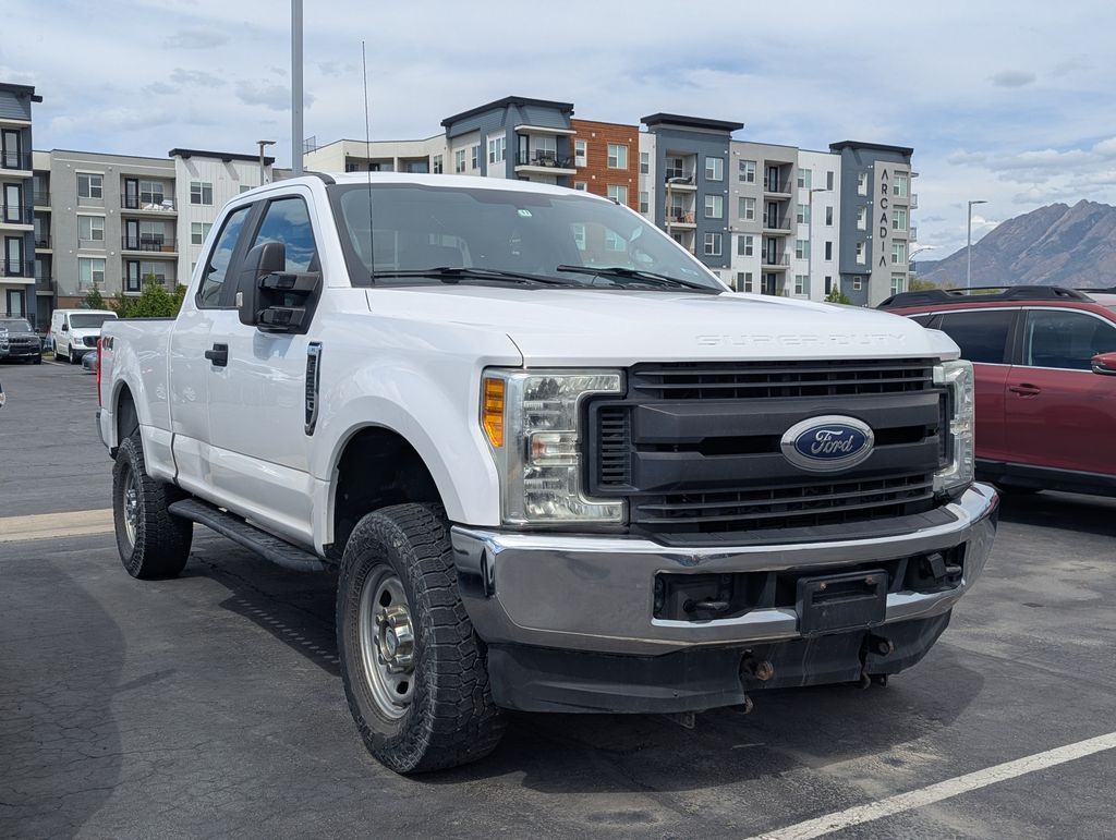 2017 FORD F350 SUPER DUTY XL