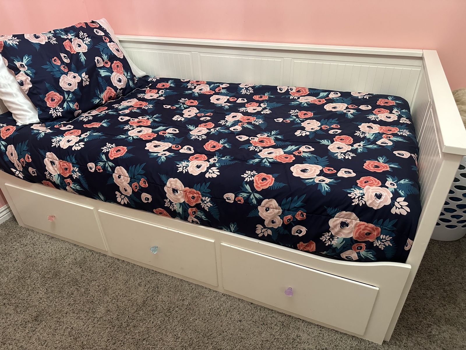 Ikea Hemnes Day bed