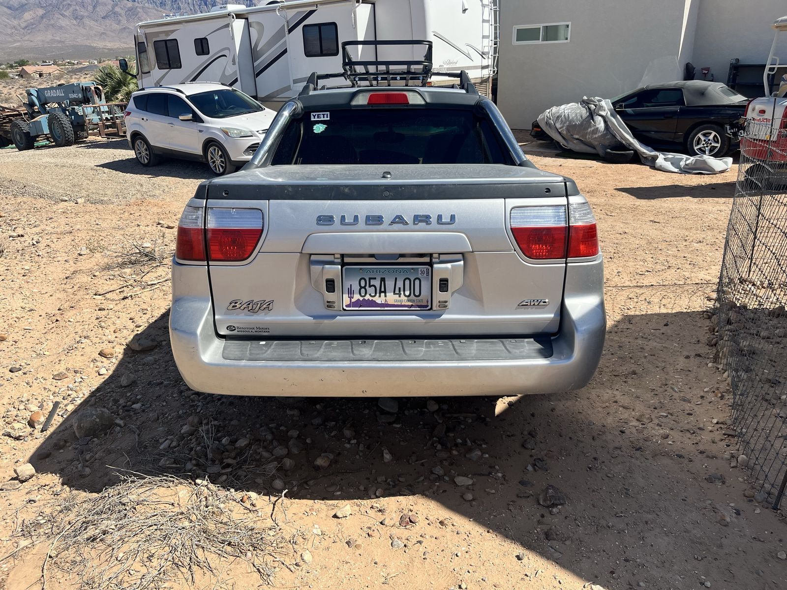 Subaru Baja Tailgate OEM 2003–2006 Midgate Clean