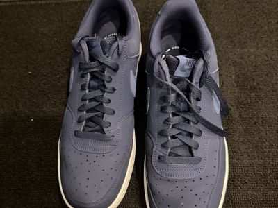 NIKE COURT VISION / Blue / Size 11