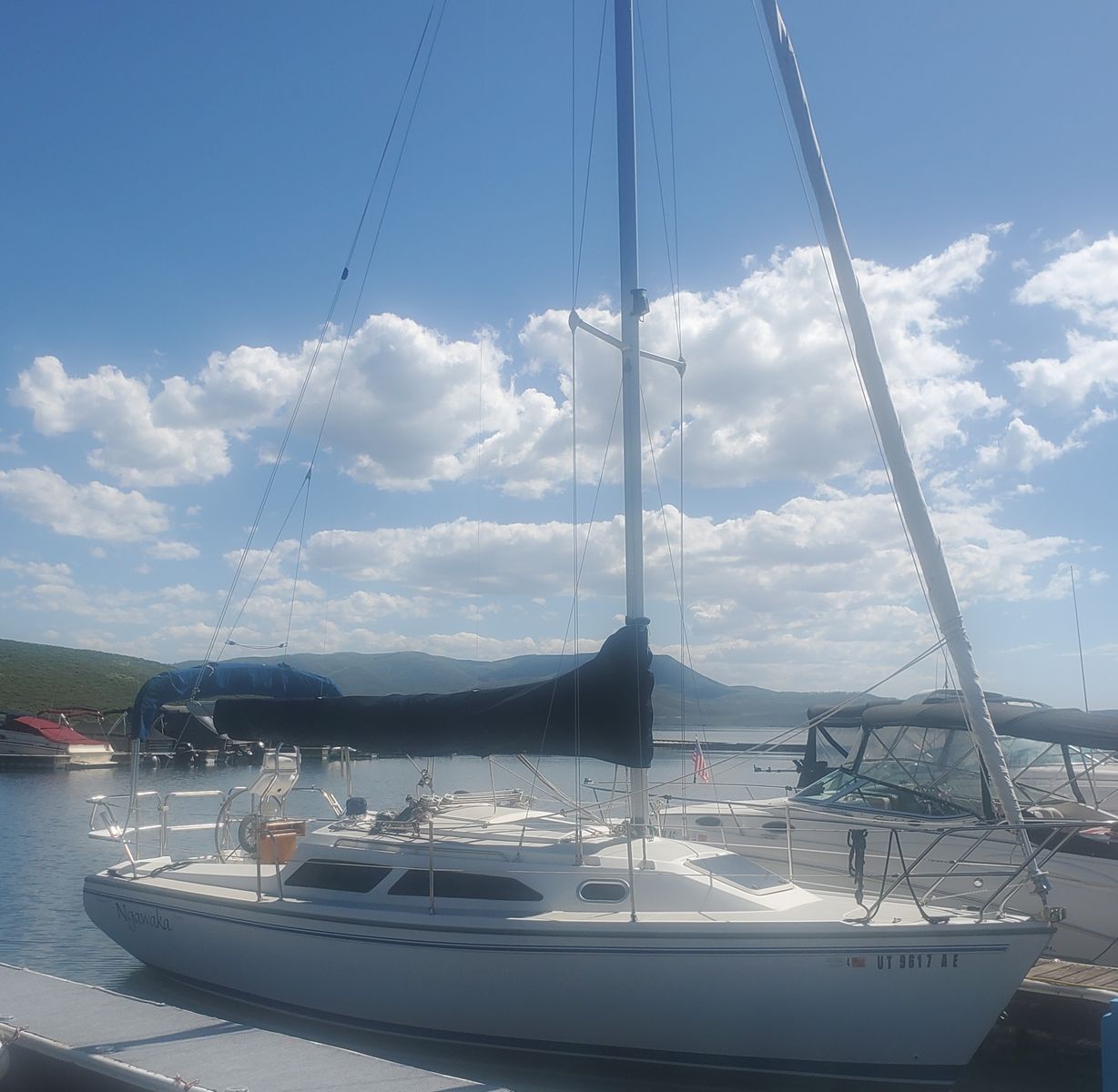 2002 Catalina 270 Sailboat For Sale
