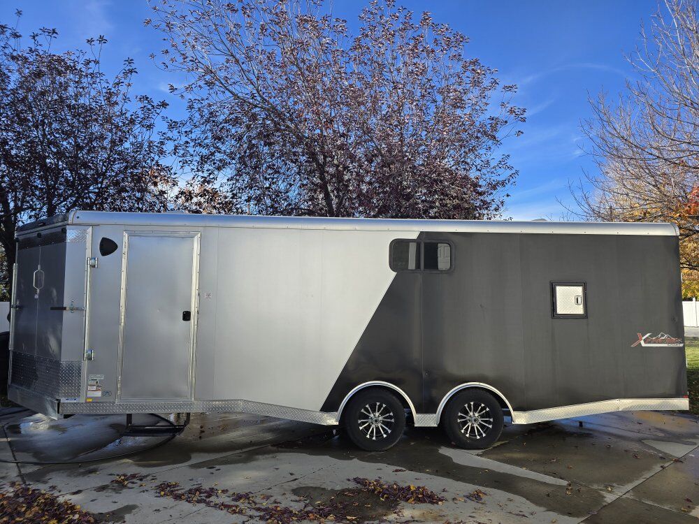 **Beautiful** 28ft Mirage Xtreme Sport Trailer