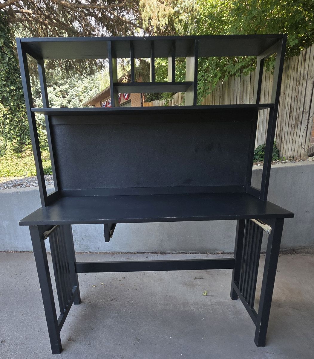 Desk with Hutch - Black