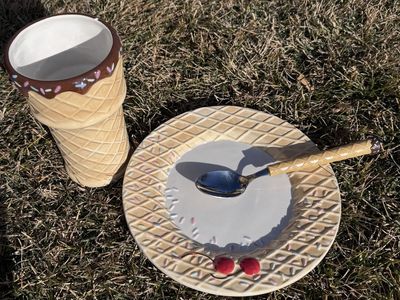 Waffle Cone Cups, Plates, and Spons