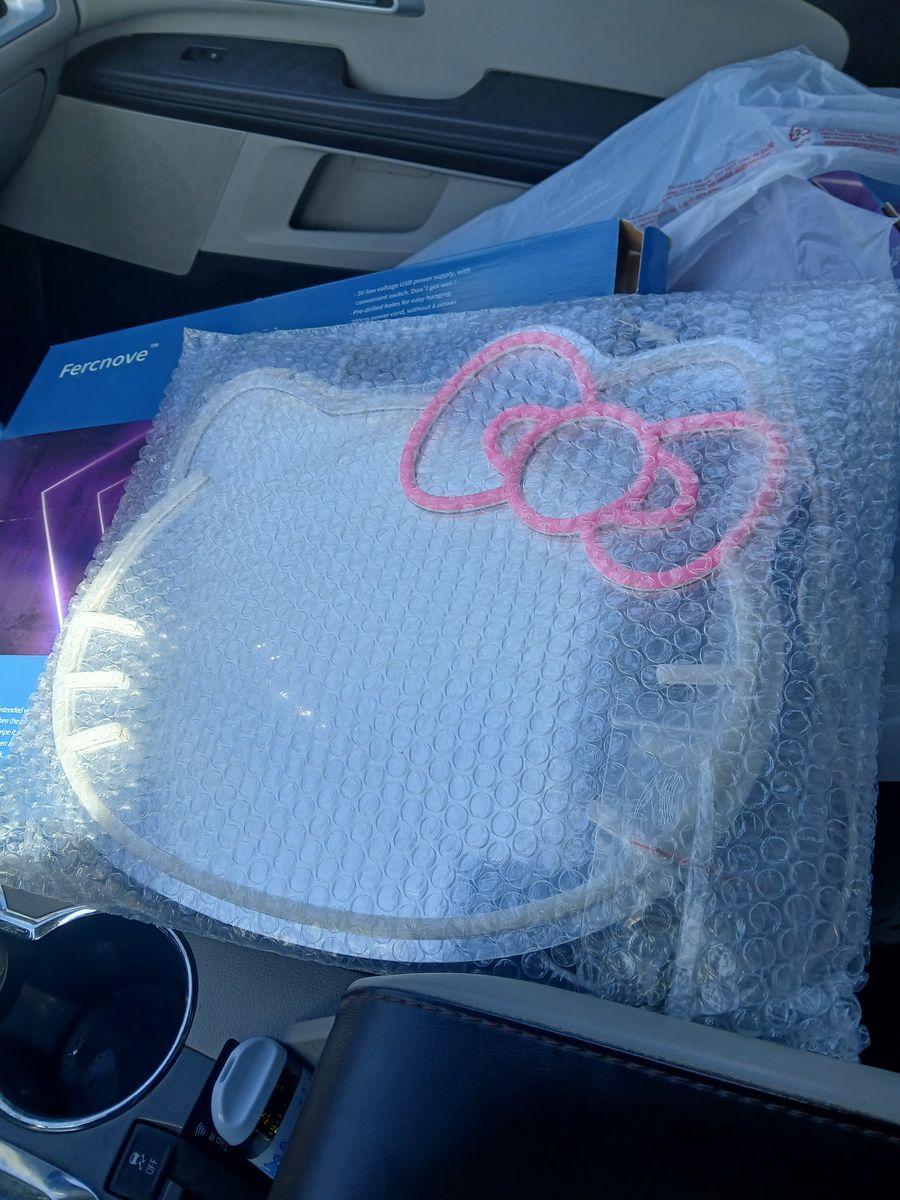 Hello kitty LED light /mirror