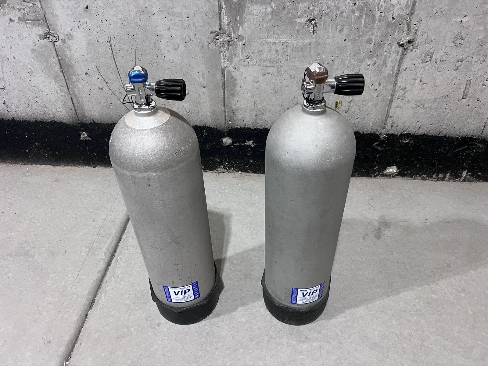 Luxfer Aluminum 80 Scuba Tanks