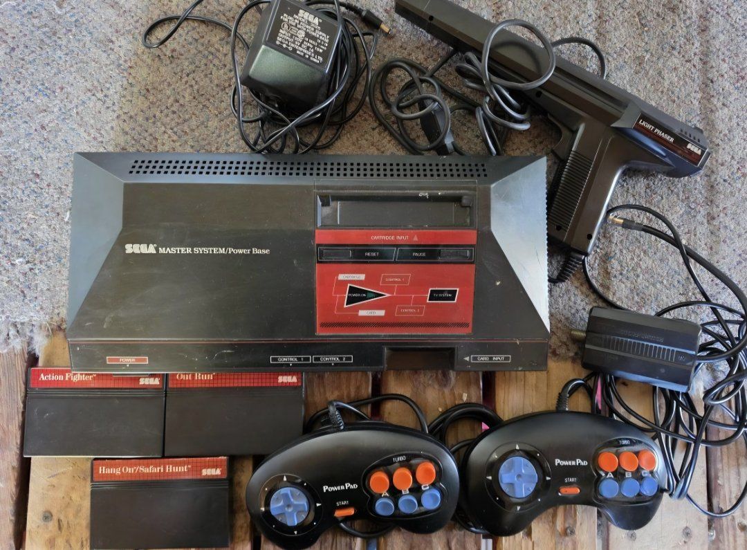 Located in provo. 

Worked fine last time I used it. No longer have a old TV.

200 firm. May consider trades
