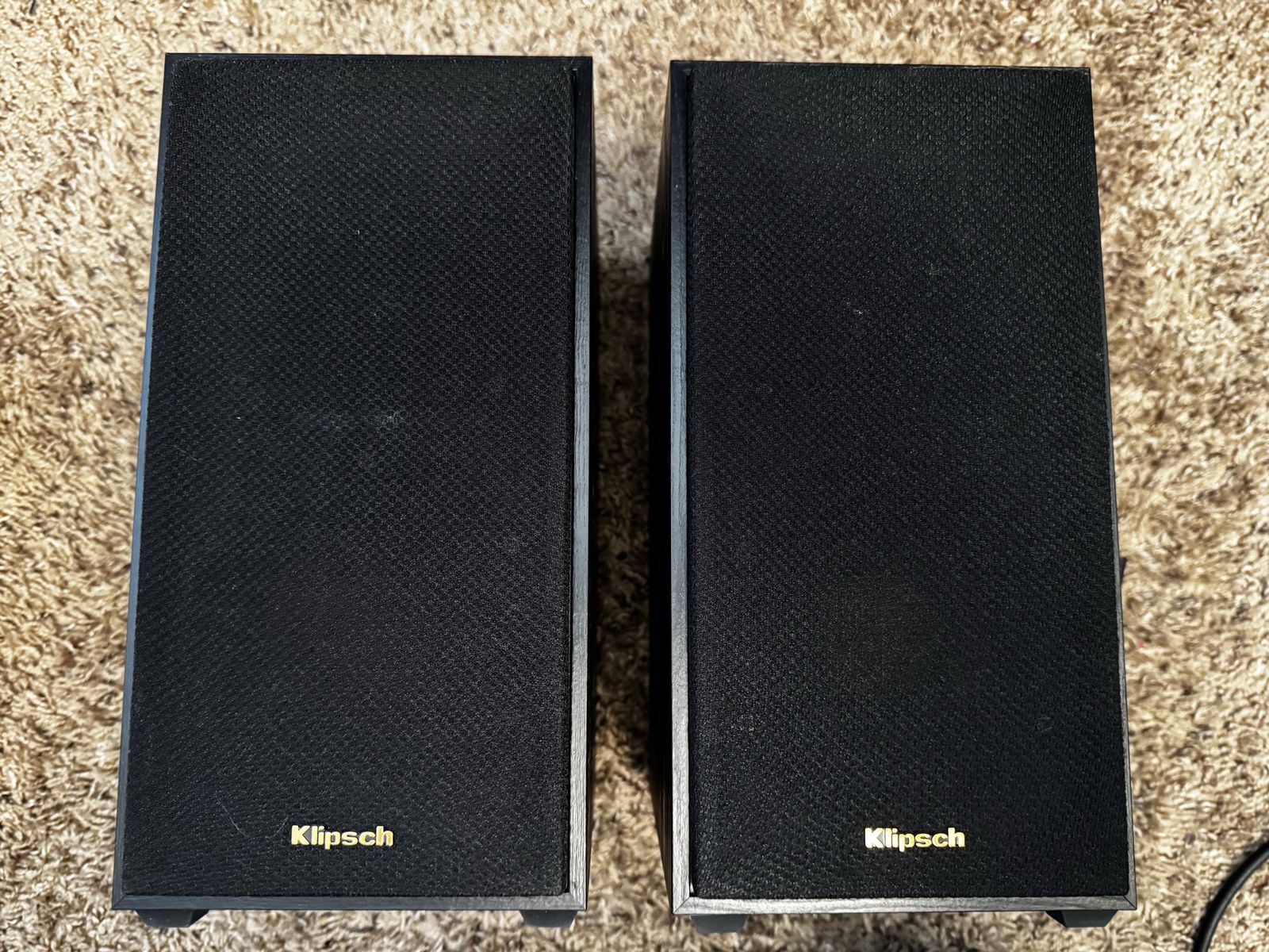 Klipsch R-41M Bookshelf Home Speakers