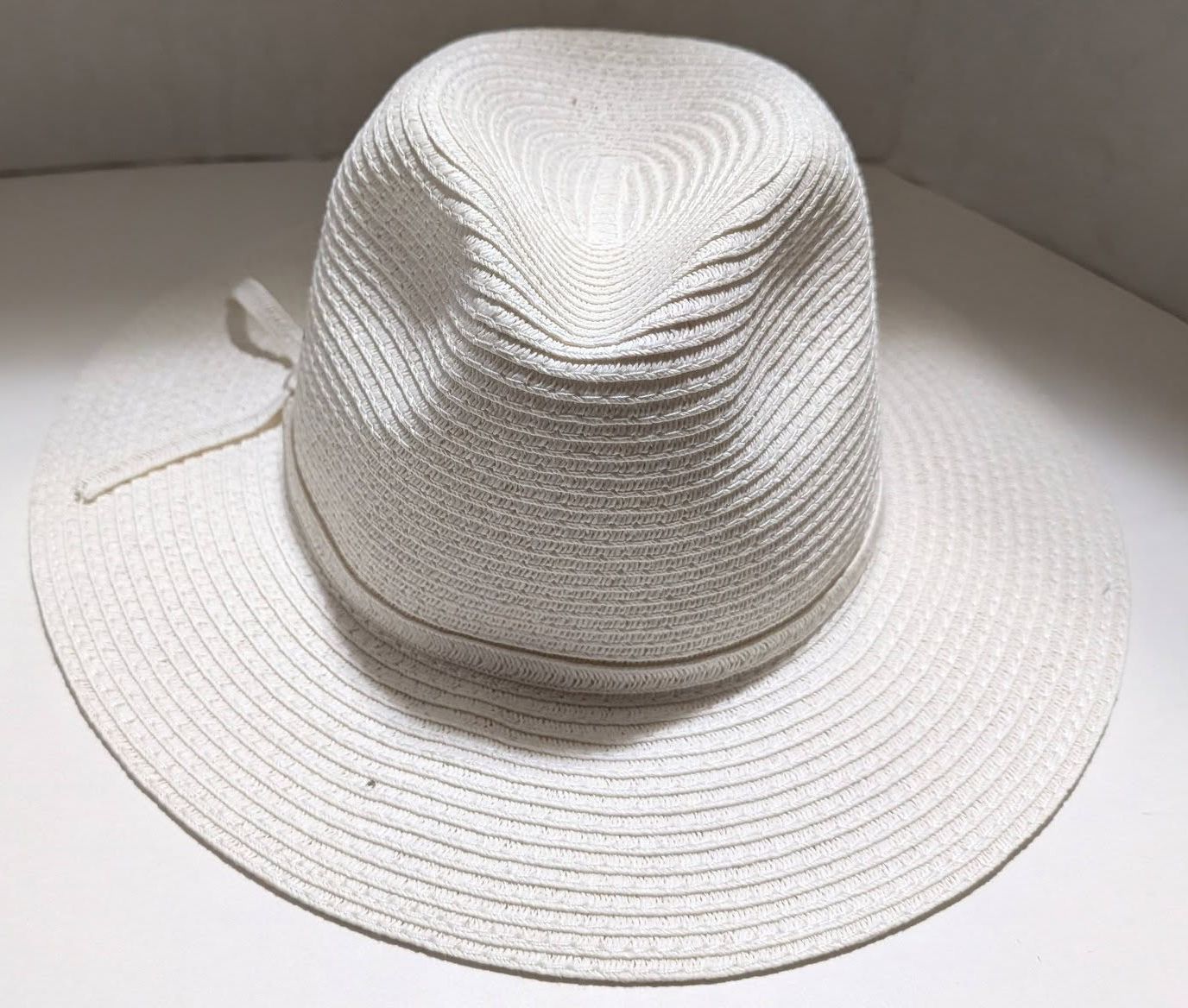 Women's "One Size" Hat