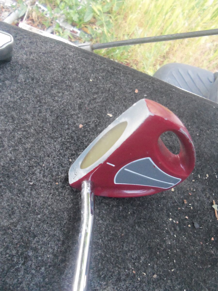 ODDYSEY right hand putter