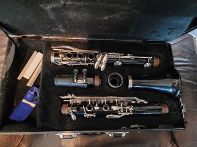 Vito Clarinet with Warranty