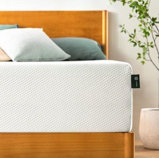 New Zinus Green Tea Queen Mattress (Opened)