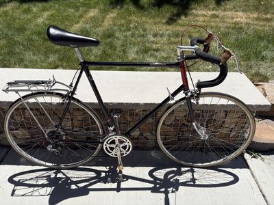 Schwinn Super Le Tour 4130 Chrome Molybdenum Road Bike - Used Good Condition. 1982. Original. Made in USA