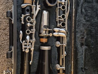 Yamaha Clarinet with Warranty