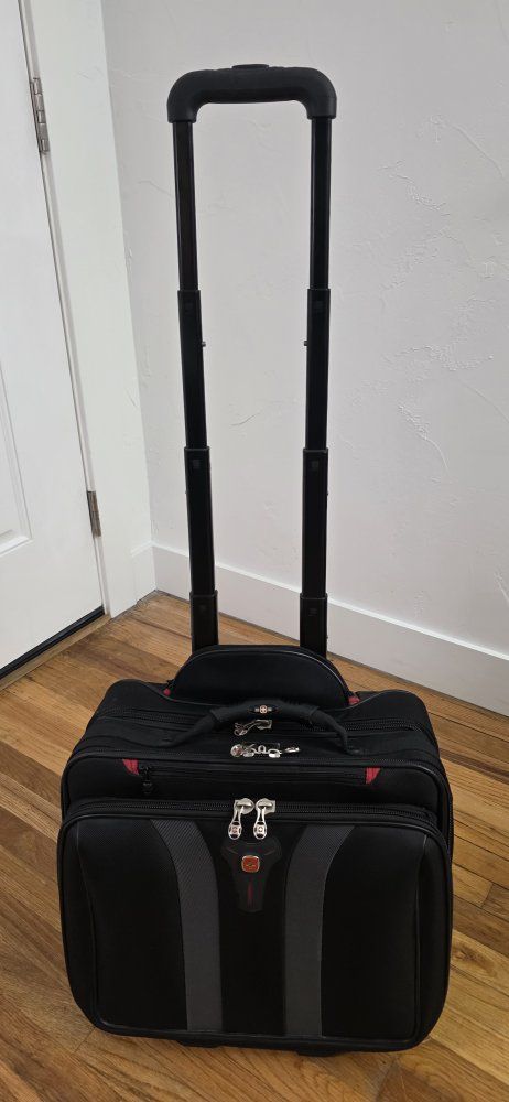 Swiss Gear Black Rolling Business Briefcase Carry-On Luggage with Telescopic Handle