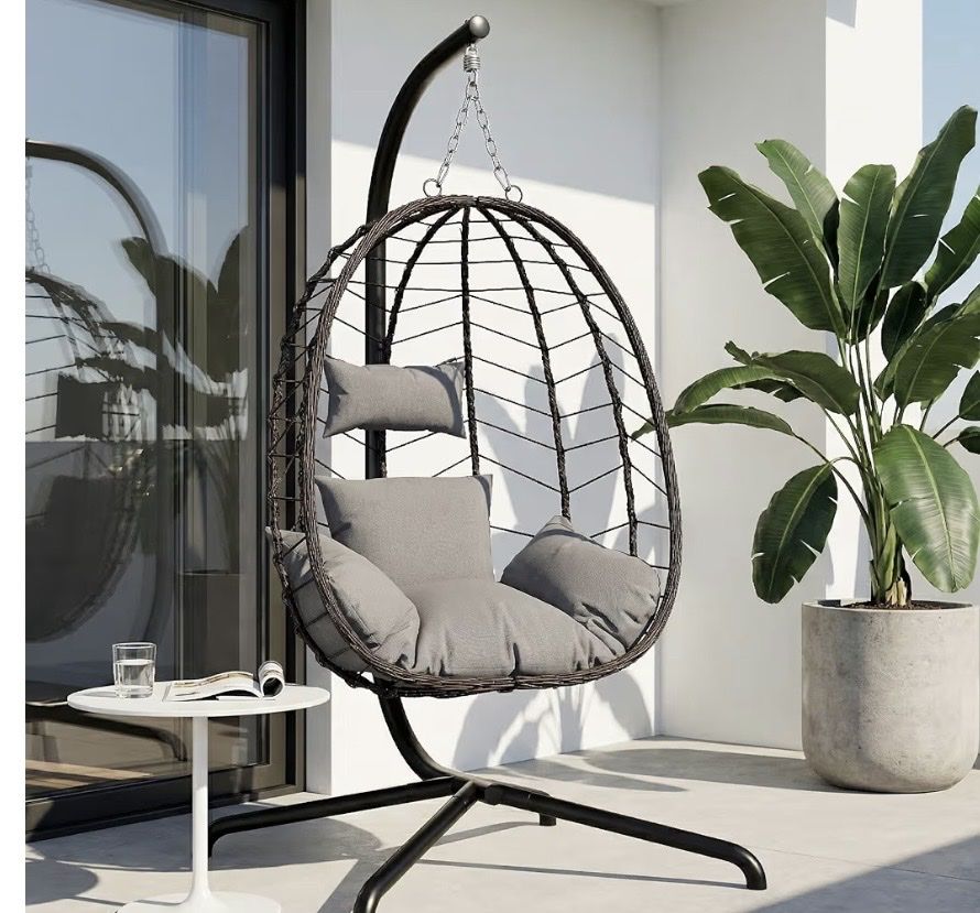 Brand new egg chair