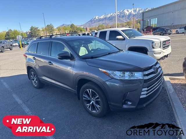 2019 Toyota Highlander LE