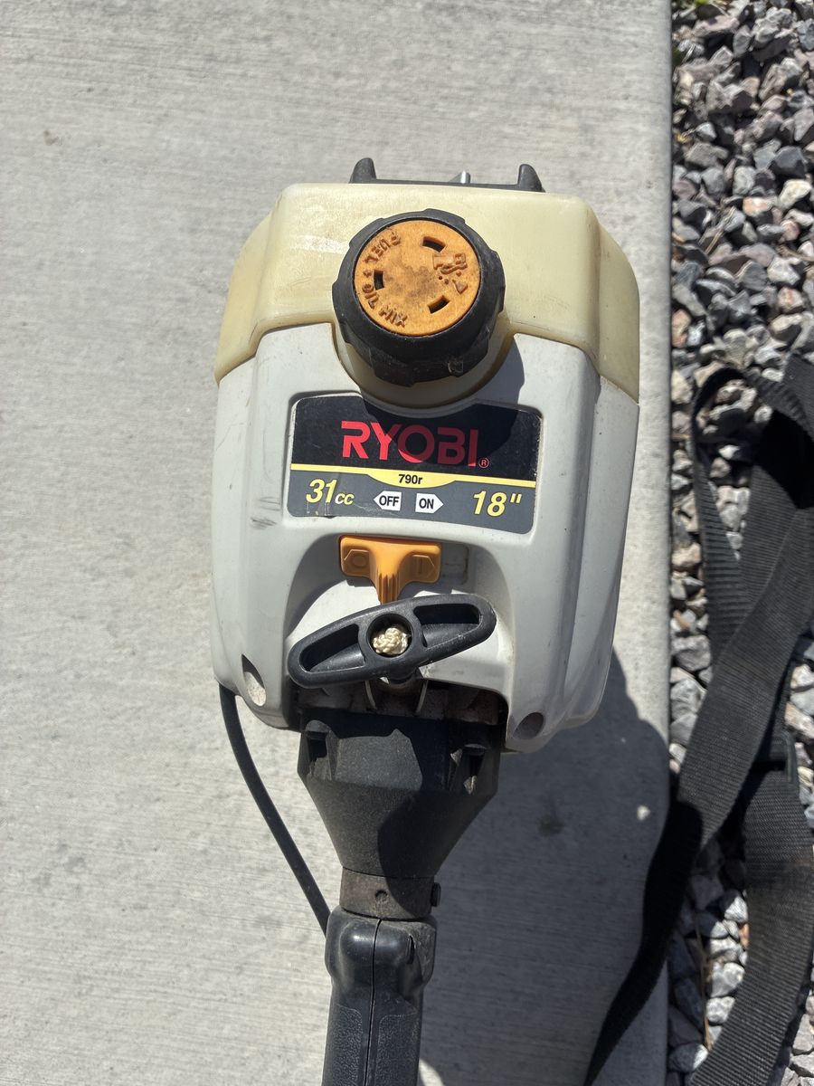 Ryobi Gas Trimmer