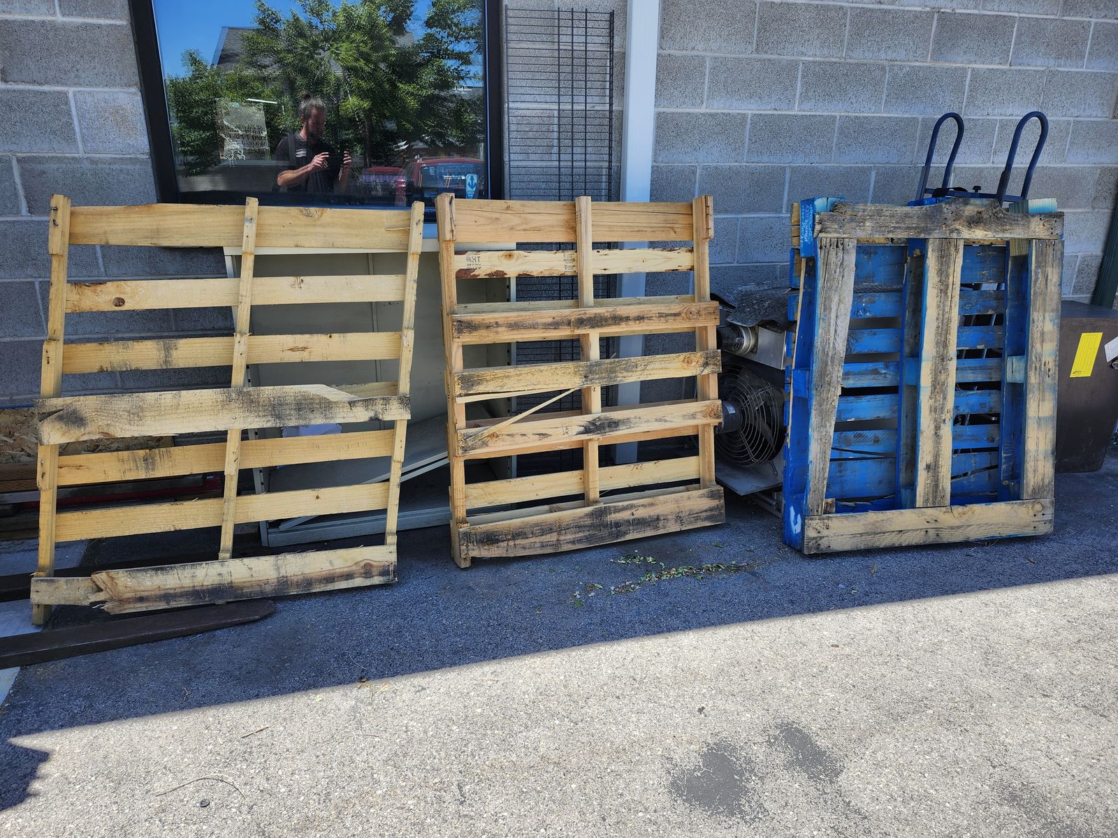 Free Pallets