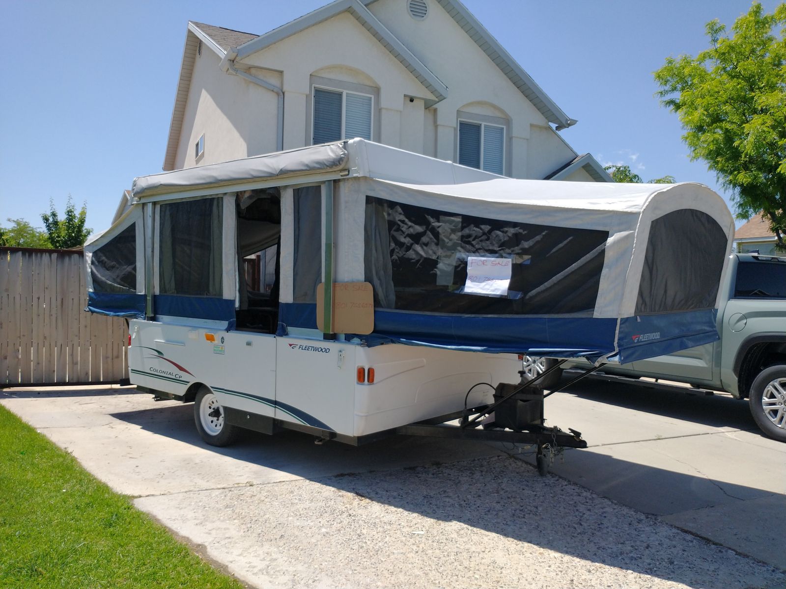 2005 Fleetwood Colonial Folding Camper (Pop-Up)