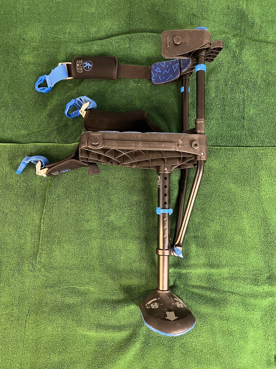 iWalk Knee Crutch For Post surgery Recovery