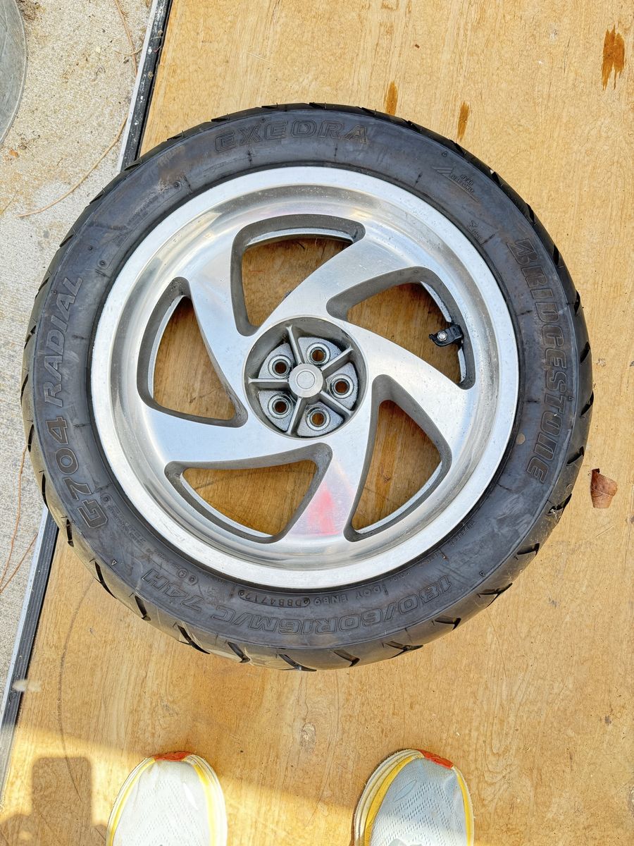 Goldwing rim And Tire  Mororcycle