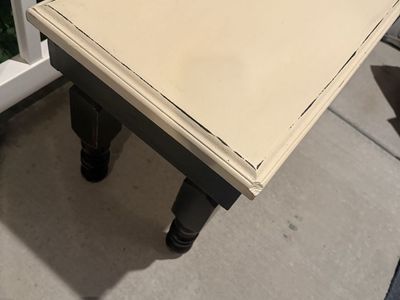 2 wood bench