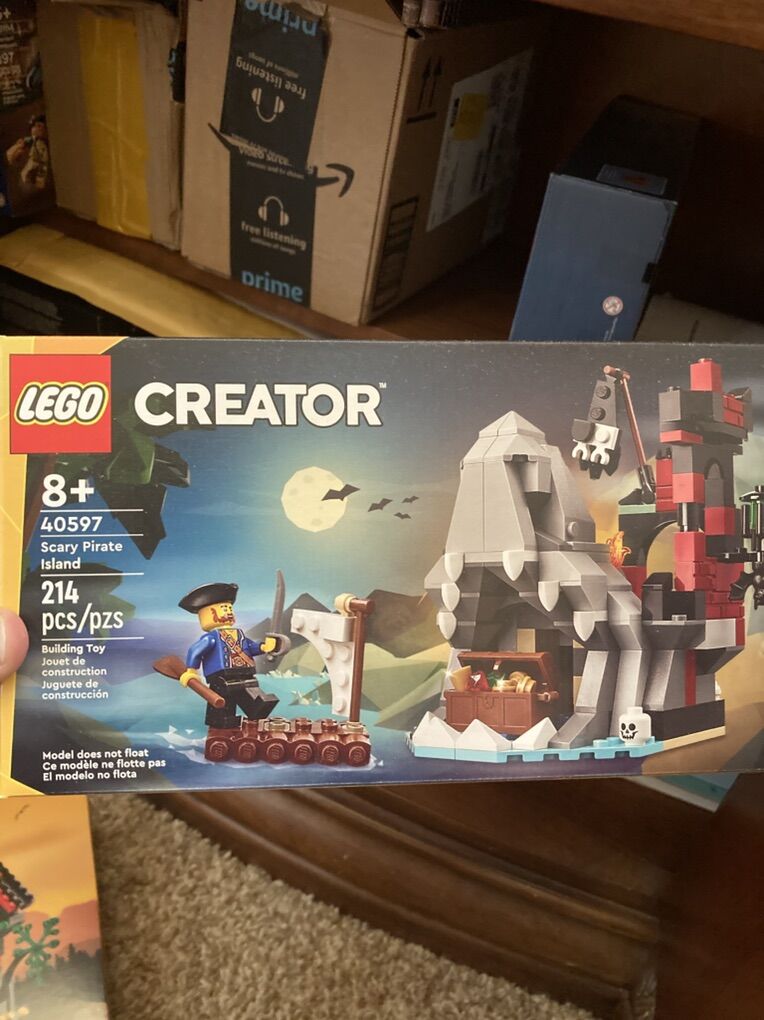 New Lego Pirate Island