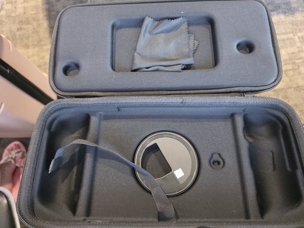 Main image 3