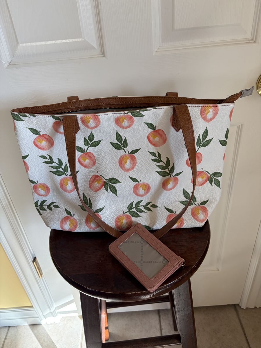 Thirty One brand purse with wallet