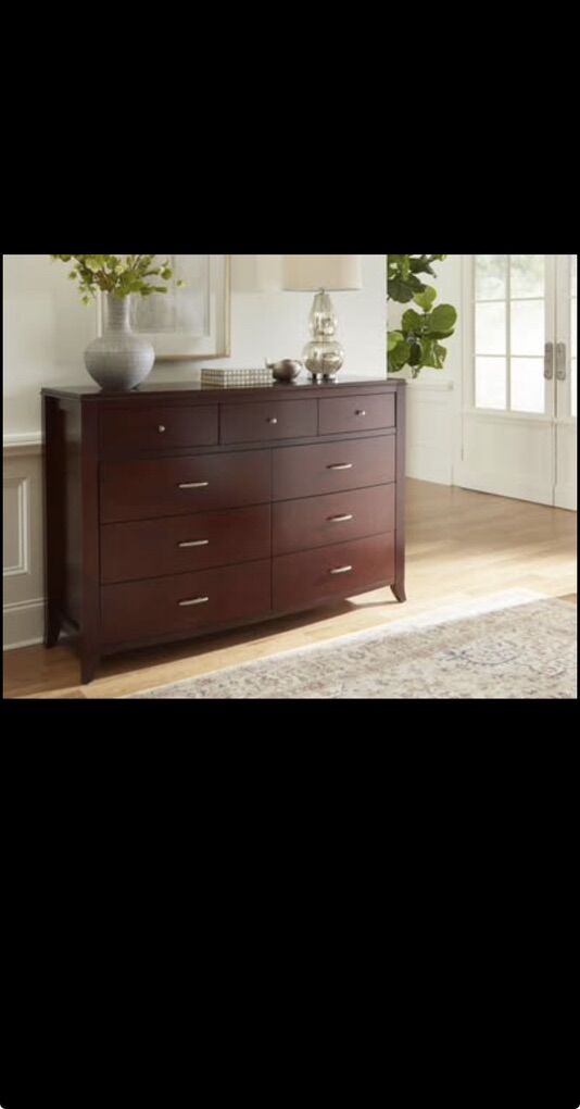 Floorfound Brighton Nine-drawer Dresser