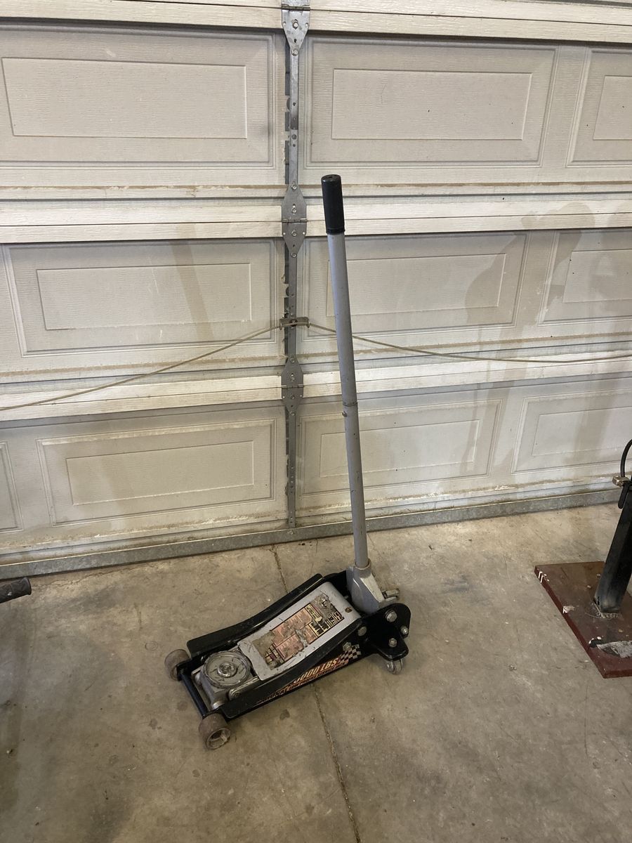 Hydraulic jack 3 ton