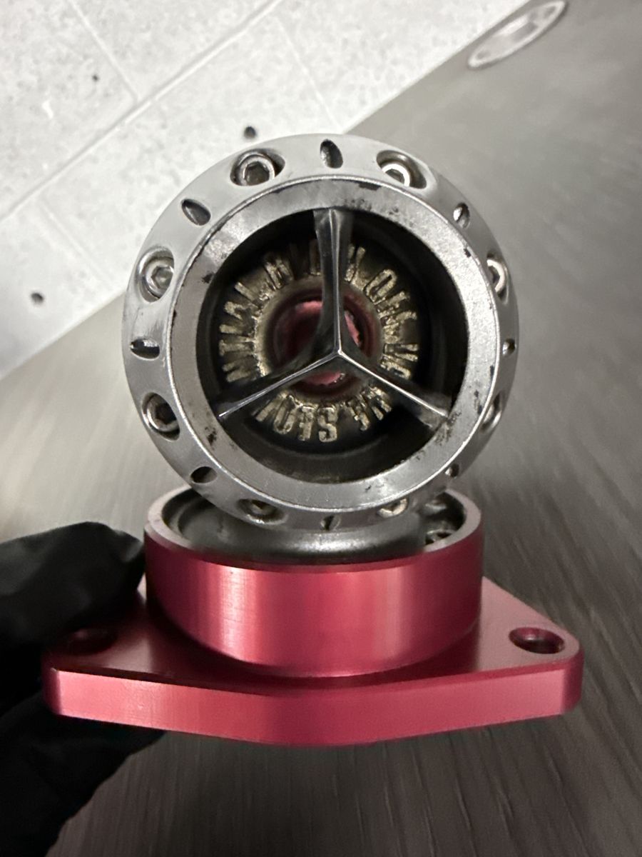 Main image 4