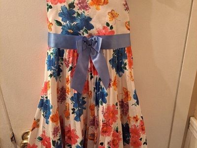 Cute little girls dress