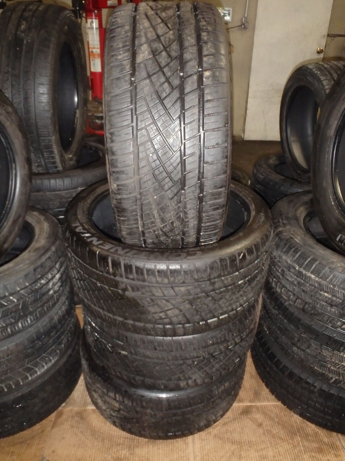 SET OF USED STAGGERED TIRES (2)255/35R20 (2) 275/35R20 CONTINENTAL XTREME CONTACT DWS 06 PLUS