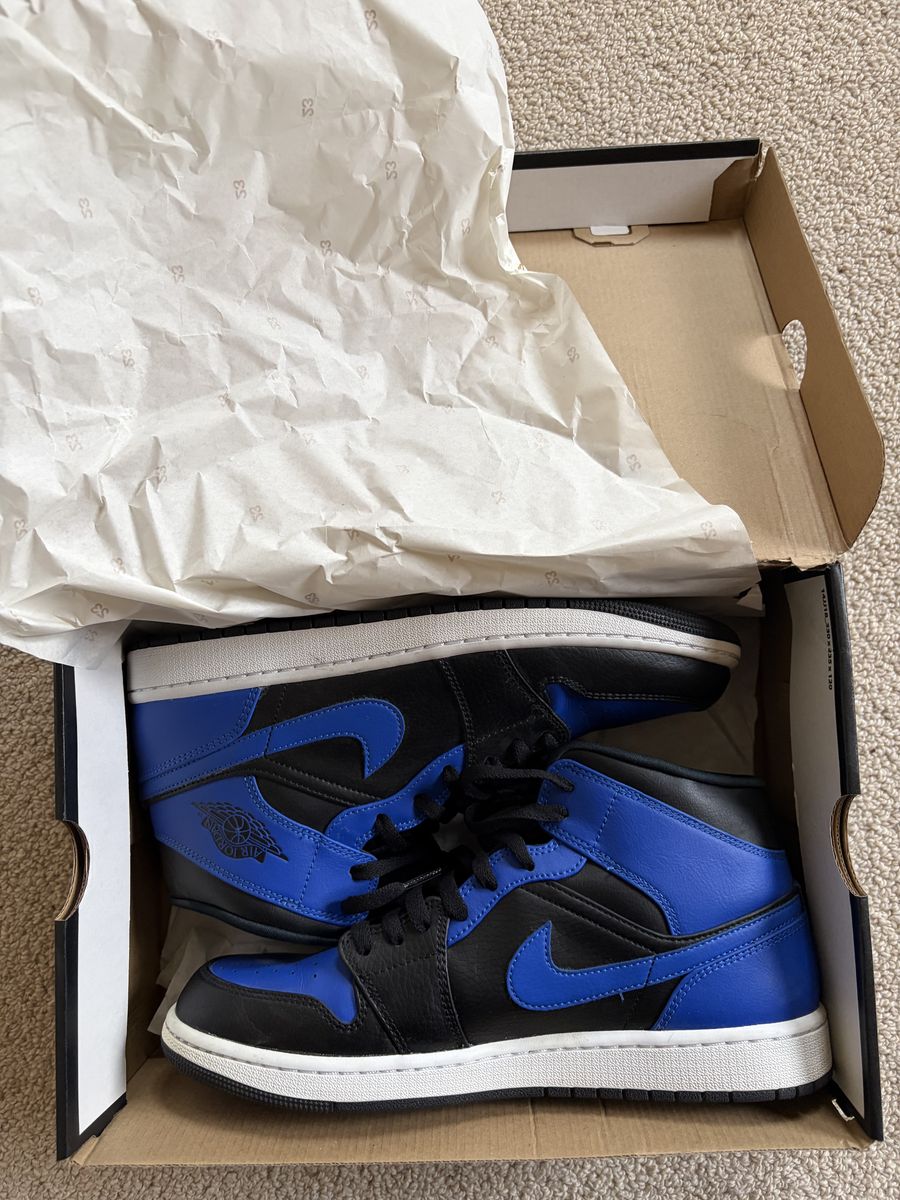 Jordan 1 shoes mid size 11 men