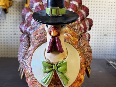 Thanksgiving Pilgrim Turkey Figurine – Fall Harvest Table Decor
