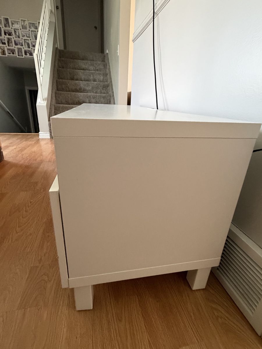 Main image 4