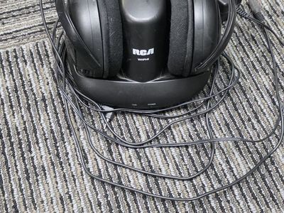 RCA WHP141 Wireless Stereo Headphones 900MHz