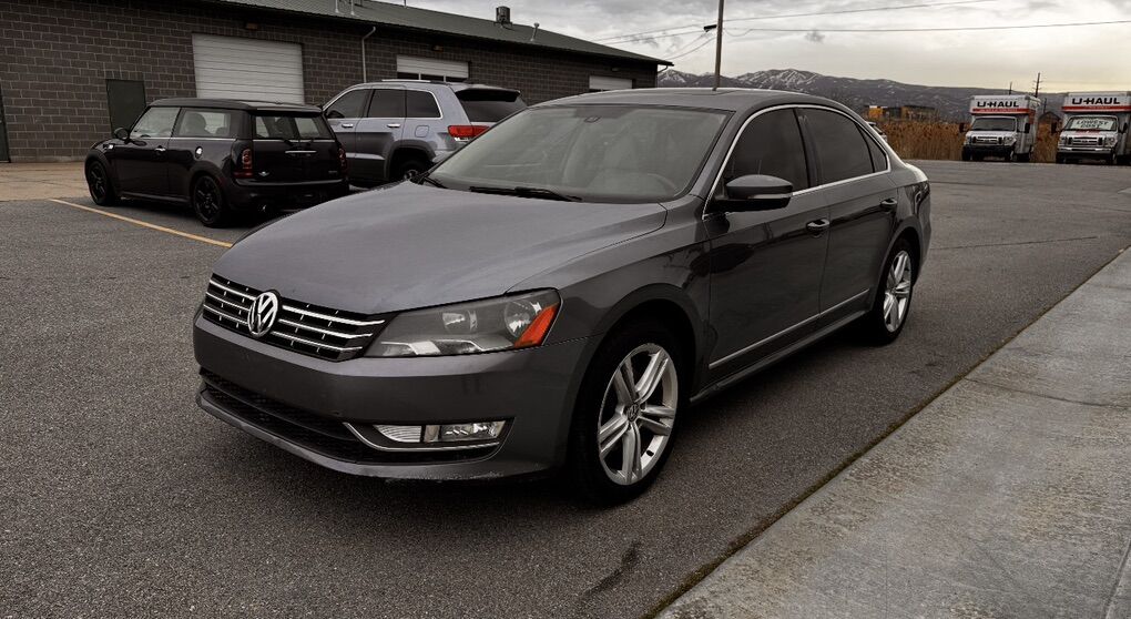 2013 Volkswagen Passat 2.0L TDI SEL Premium