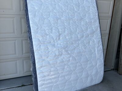 New Queen Mattress