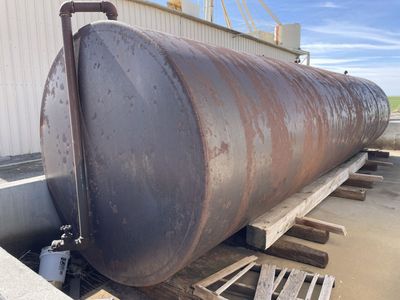 12,000 Gallon Fuek Tank