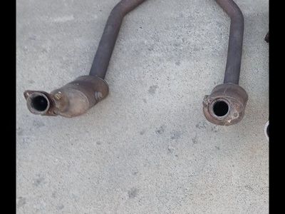 Stock OEM catted H-pipe 2005-2010 mustang GT.