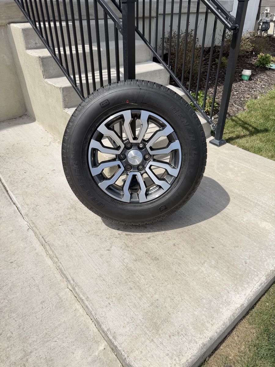 Chevy Silverado Tahoe Rims and Tires 265/65R18