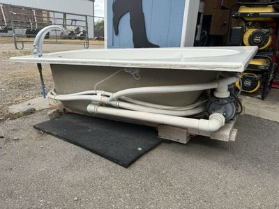 HydraBaths Whirlpool Pump - Motor Model R7751R, Pump Model R0720025-R5 and the Hydromassage Bathtub