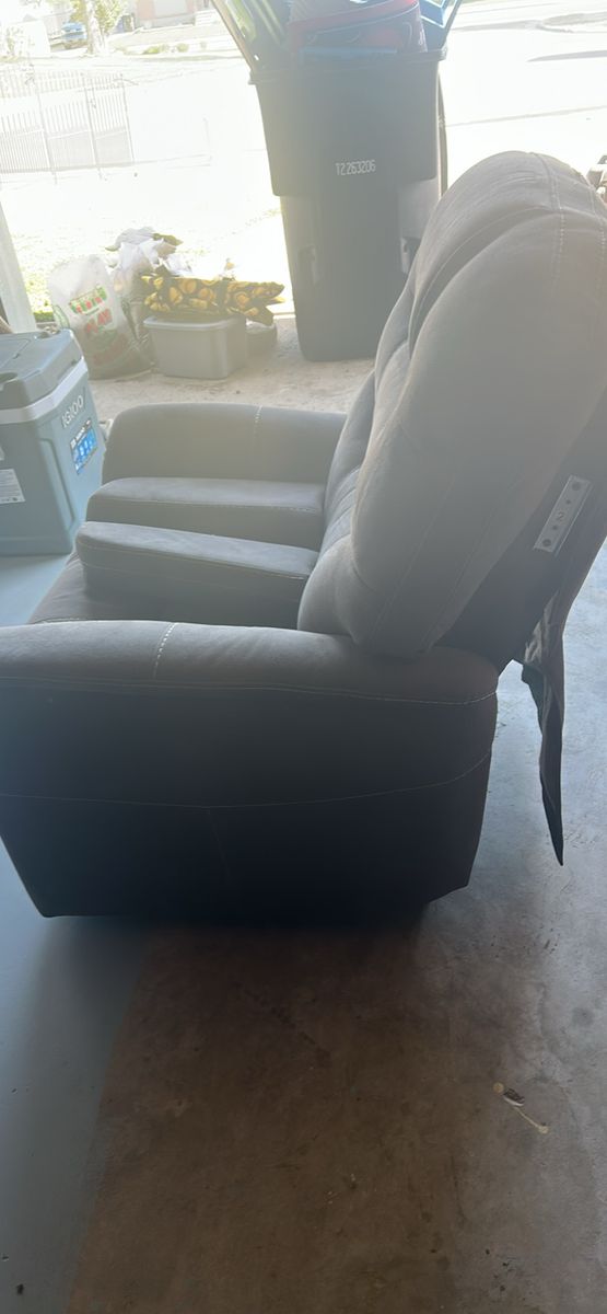 Lift recliner