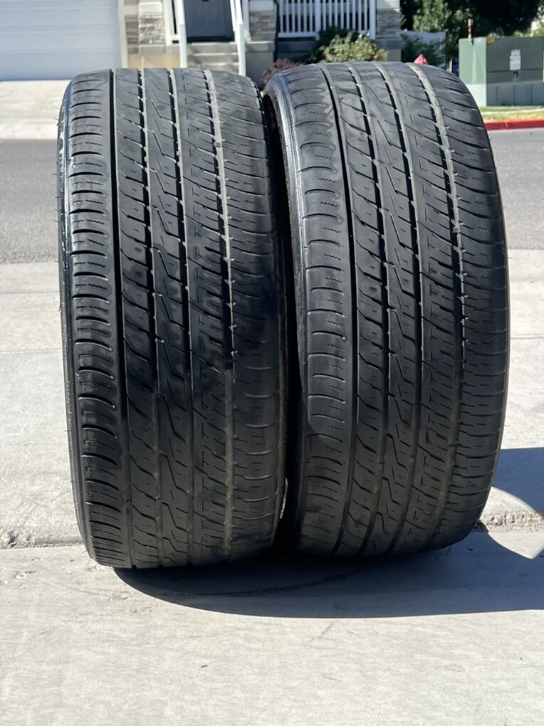 225/35R19 toyo proces 4 plus