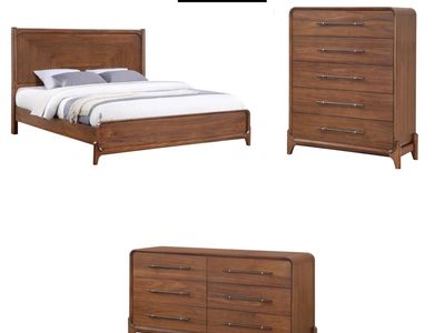 MCM QUEEN BEDROOM SET WE OFFER DELIVERY